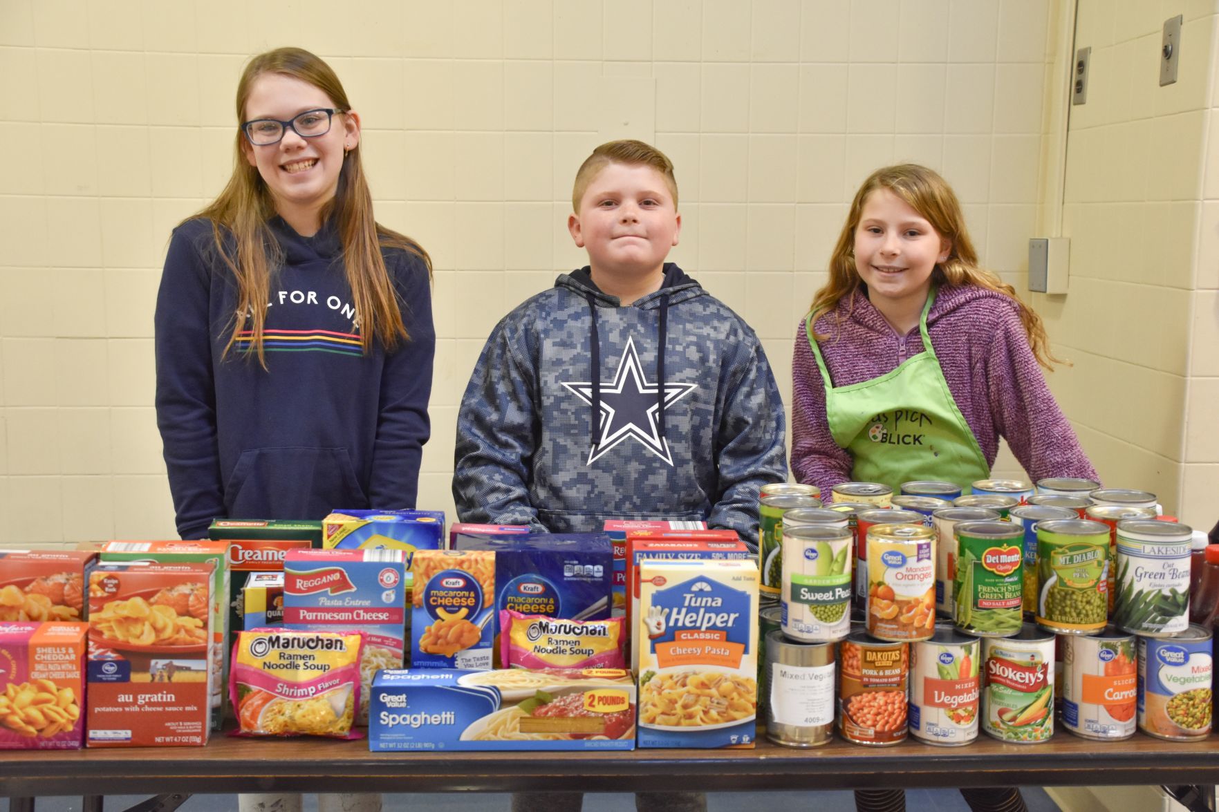 Jefferson Elementary School food drive